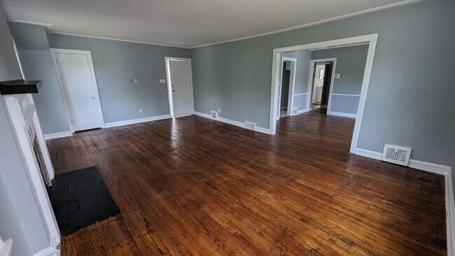 Foto del edificio - 3650 Daleford rd, Shaker heights, OH 44120