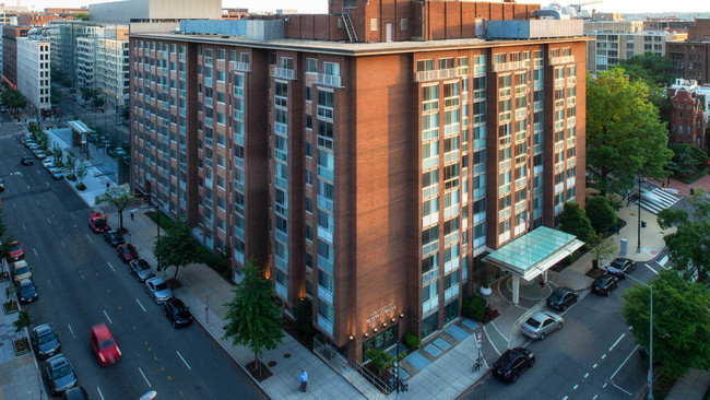 The Flats at Dupont Circle Apartments Building - The Flats at Dupont Circle