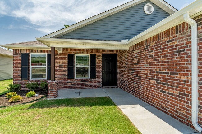 Building Photo - 3BR Home in Great Location! Close to UofA!