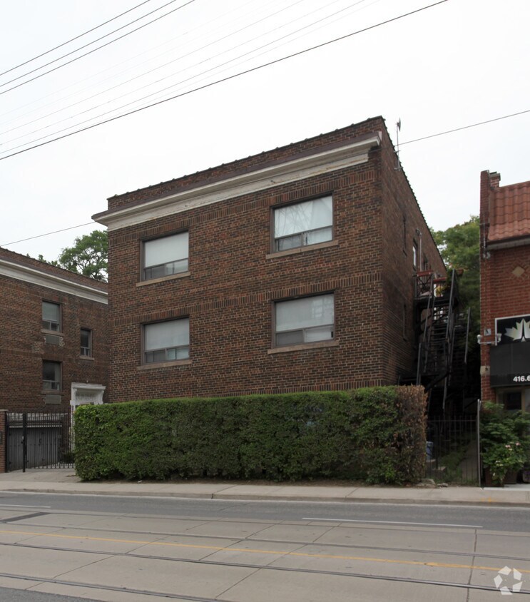 Primary Photo - 1383 Bathurst