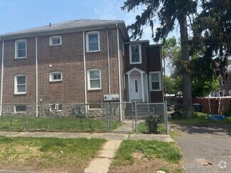 Building Photo - 8 Horace St