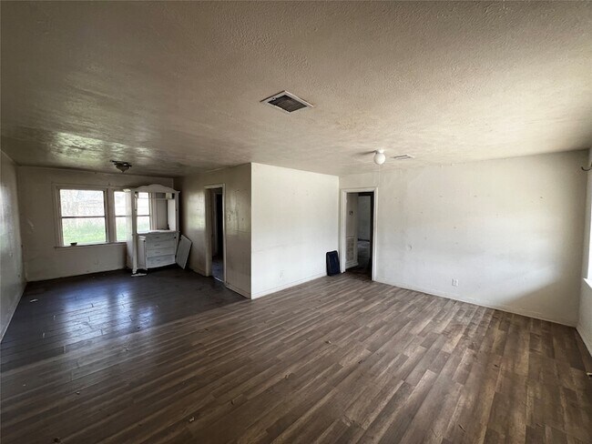 Foto del edificio - 5967 Southtown St