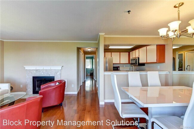 Building Photo - 1 br, 1 bath House - 28606 16th Ave S #304