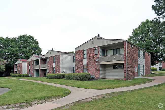 Foto del edificio - Langley Square Apartments