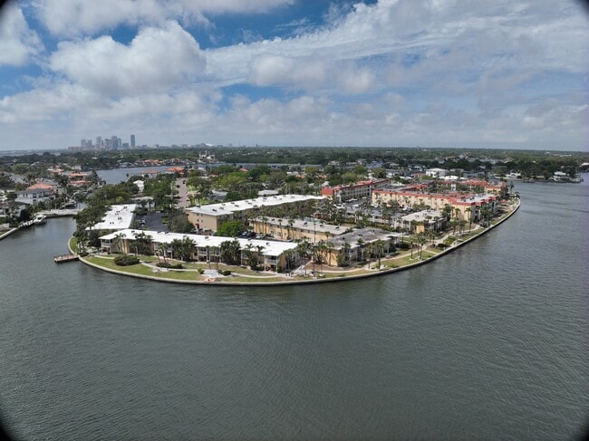 3D Exterior - Snell Isle