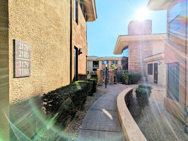 Foto del edificio - 2 Bed 2 Bath Condo in Montage Condominium