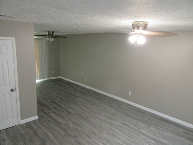 Foto del edificio - 2912 Sequoia Ave