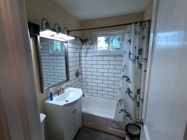 Building Photo - 6101 Glenway Dr