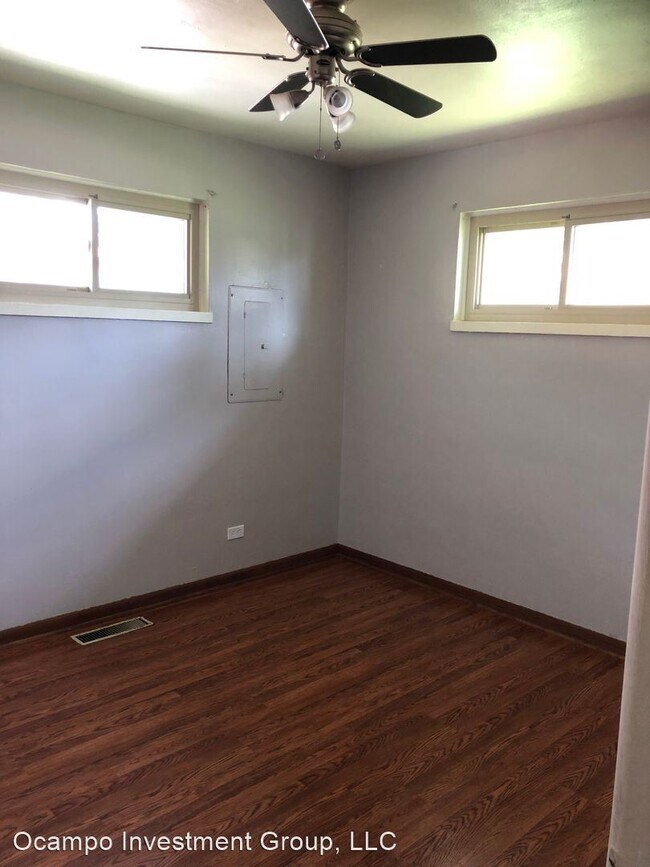 Foto del edificio - 2 br, 1 bath House - 17941 Oakwood Ave.