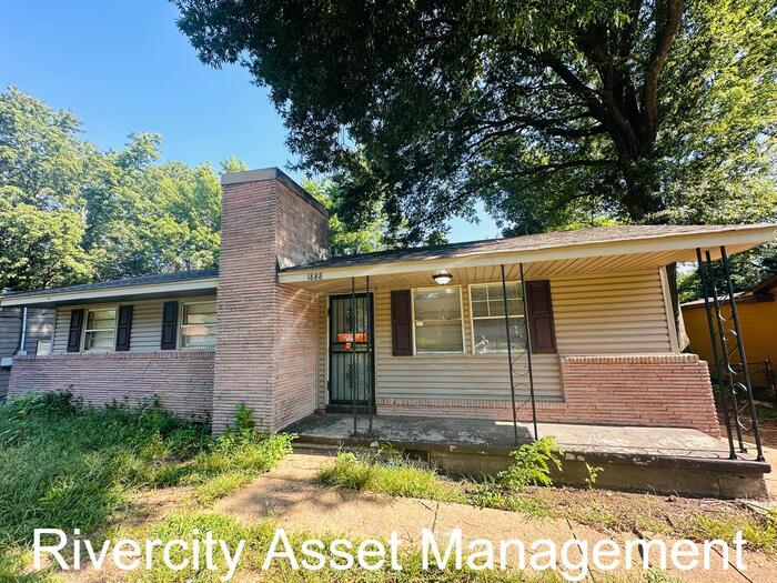 Primary Photo - GORGEOUS SPACIOUS SECTION 8 FRIENDLY HOME!!