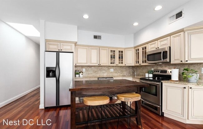 Building Photo - 2 br, 2 bath House - 23 Bates St NW Unit 2