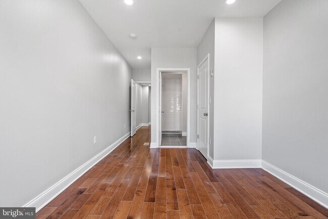 Photo - 823 N Bradford St Townhome