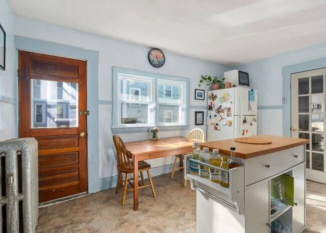 Foto del edificio - 64 Elm St