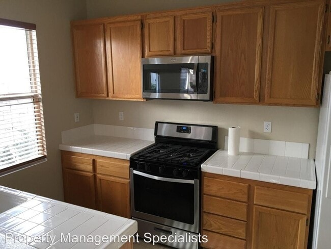 Building Photo - 3 br, 2.5 bath House - 1668 Rush Haven Way