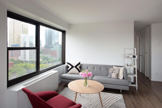 Foto del edificio - 135 Montgomery St
