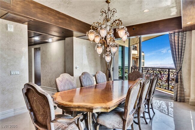 Foto del edificio - 9103 Alta Dr