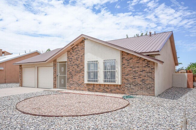 Foto del edificio - 5609 Wingate Ave NW