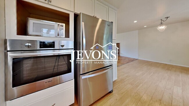 Building Photo - Charming home in a quiet, secluded neighborhood near Vasa Park Resort, with easy I-90 access and ...
