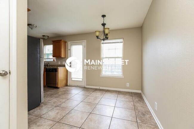 Building Photo - 7521 W Winchester Dr