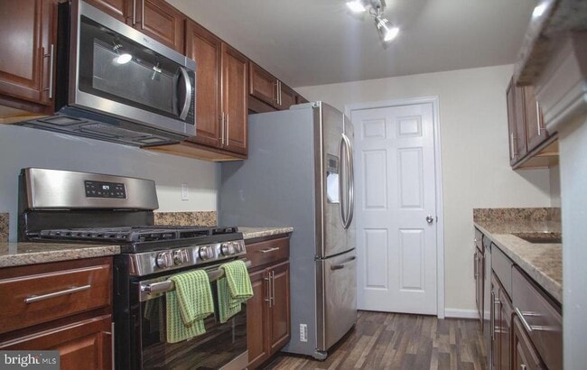 Building Photo - 8986 Harrover Pl