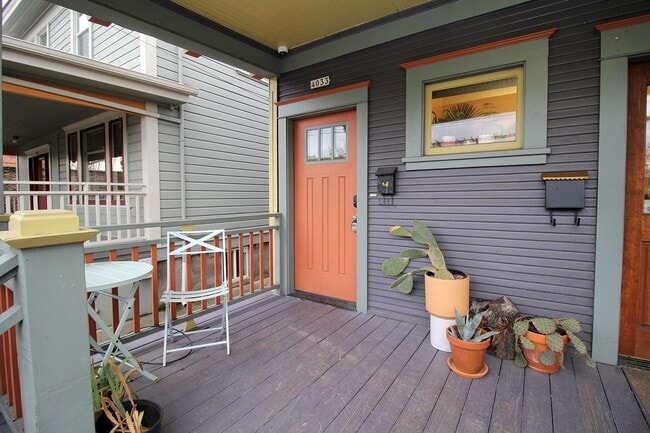 Foto del edificio - 4033 SE Hawthorne Blvd