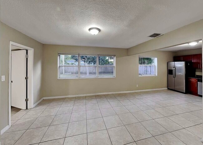 Foto del edificio - 5702 Jefferson St