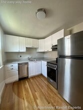 Building Photo - 184 Broadway St