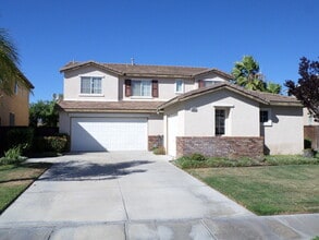 Building Photo - 38084 Pine Creek Pl