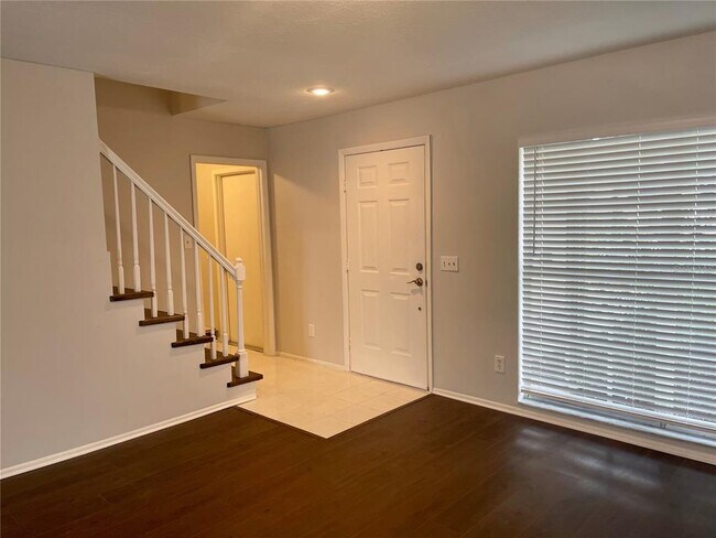 Building Photo - 4925 Cypress Trace Dr