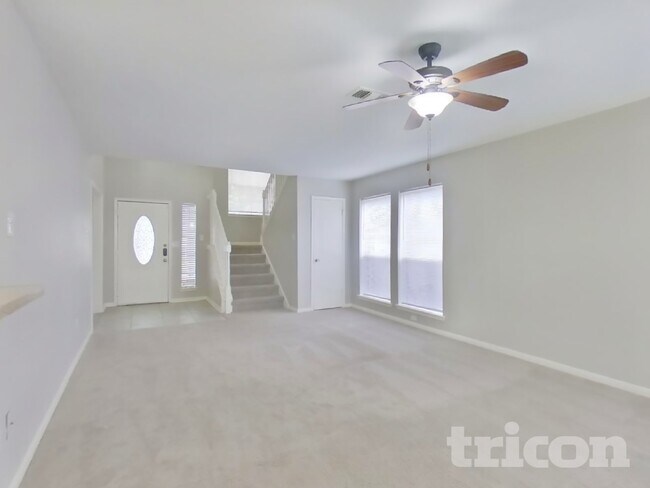 Foto del edificio - 1702 Glacier Blue Dr