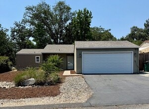 Building Photo - 19200 Sunny Cir