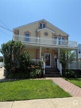 Building Photo - 1125 Langdon St