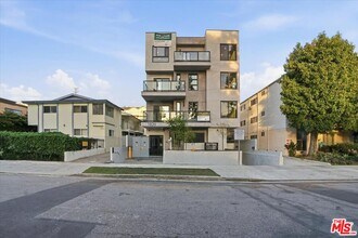 Building Photo - 1820 Prosser Ave