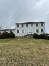 Building Photo - 322 Junction Rd