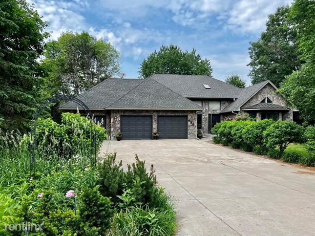Primary Photo - 4 br, 2 bath House - 6301 i 160th Lane NW