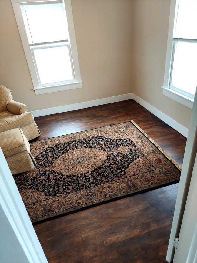 Foto del edificio - 1703 Chaffin St