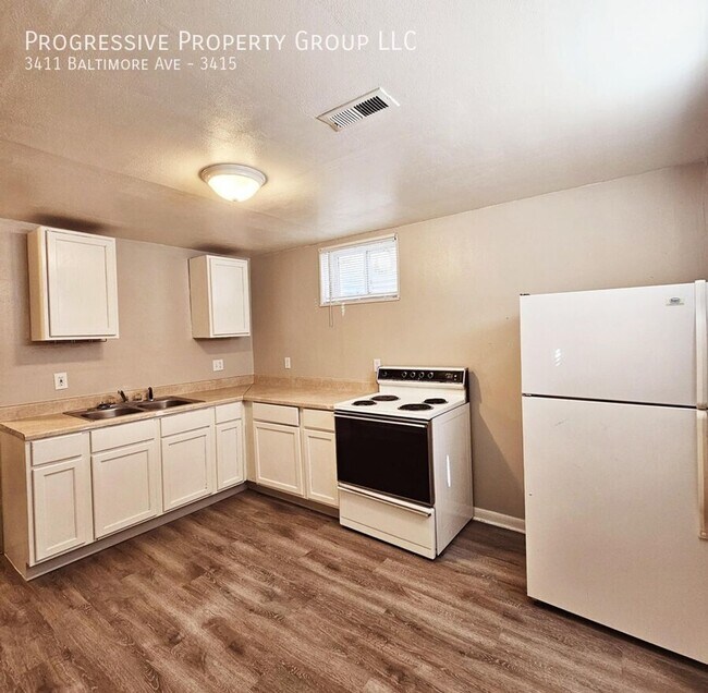 Foto del edificio - 3411 Baltimore Ave