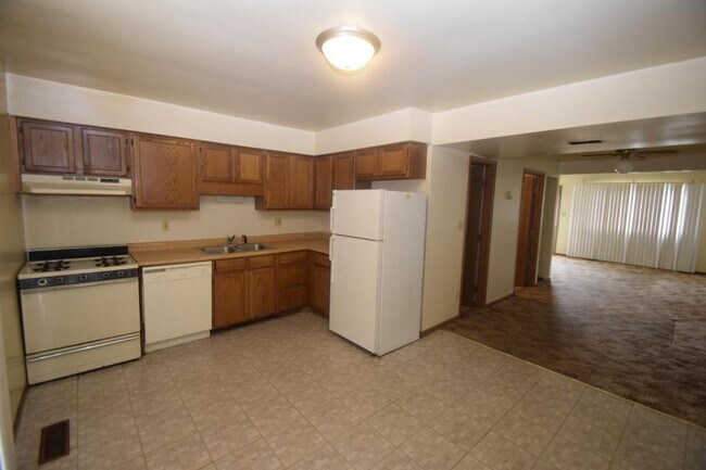 Foto del edificio - 3782 W 73rd Pl