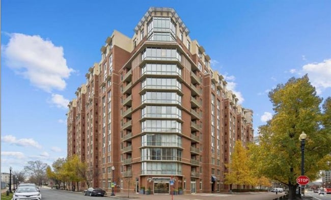 Building Photo - 1000 New Jersey Ave NW