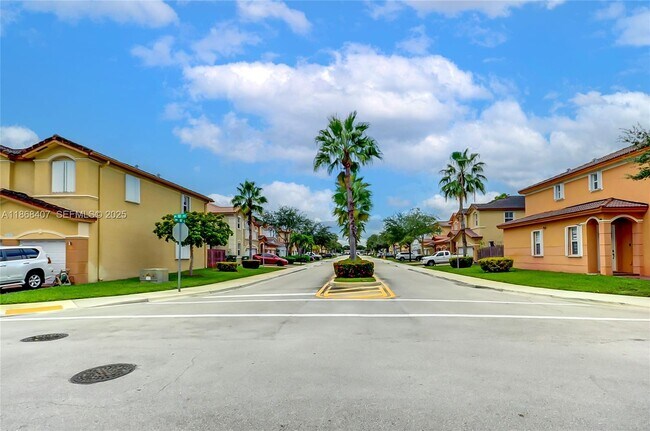 Foto del edificio - 8631 NW 110th Ave