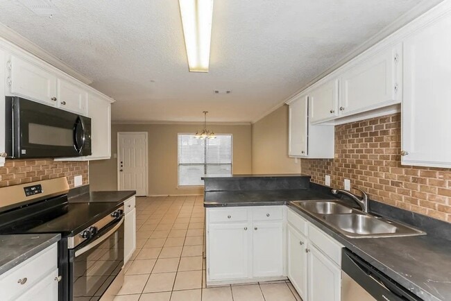 Photo - 1459 Thistlewood Ln Townhome