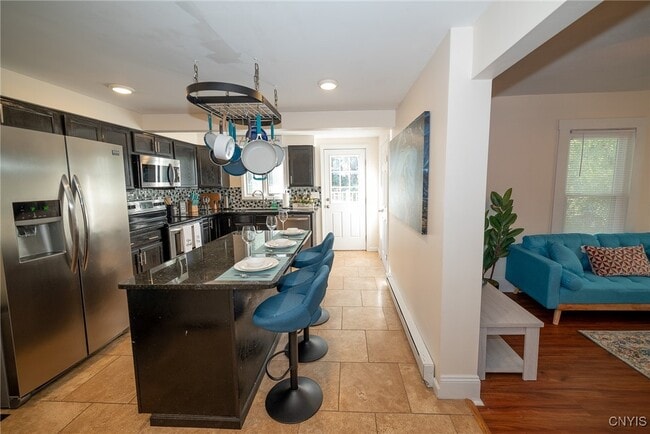 Foto del edificio - 312 Hall Ave