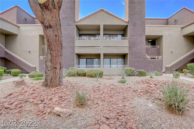 Building Photo - 5076 S Rainbow Blvd