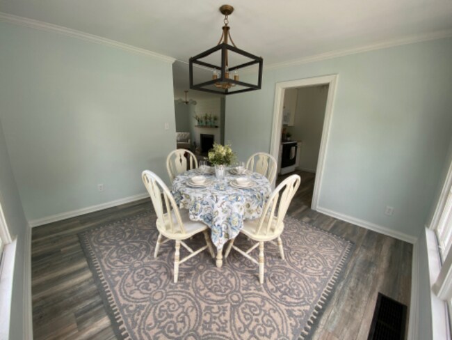 Foto del edificio - 227 Green Oak Dr