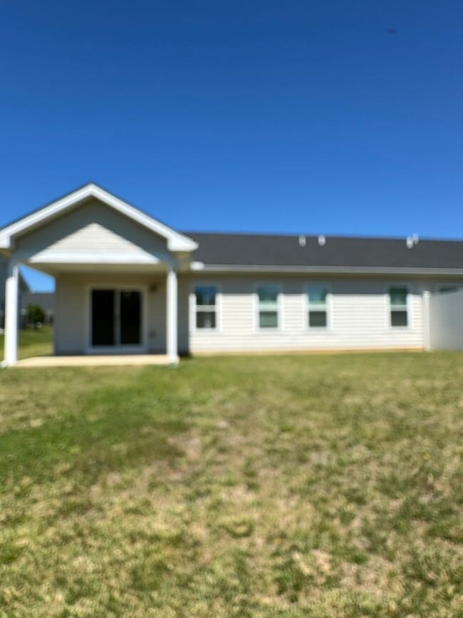 Building Photo - 612 Dripping Spring Dr