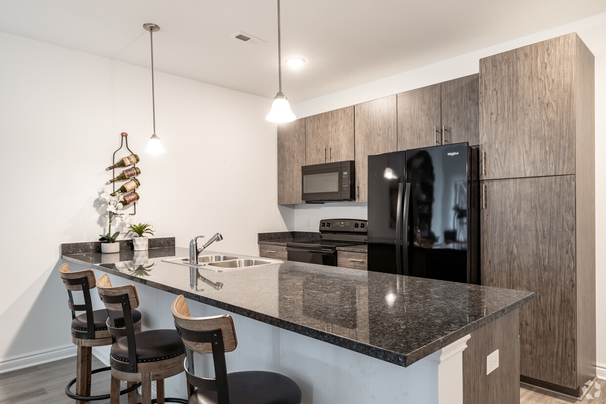 Primary Photo - Garland Apartments