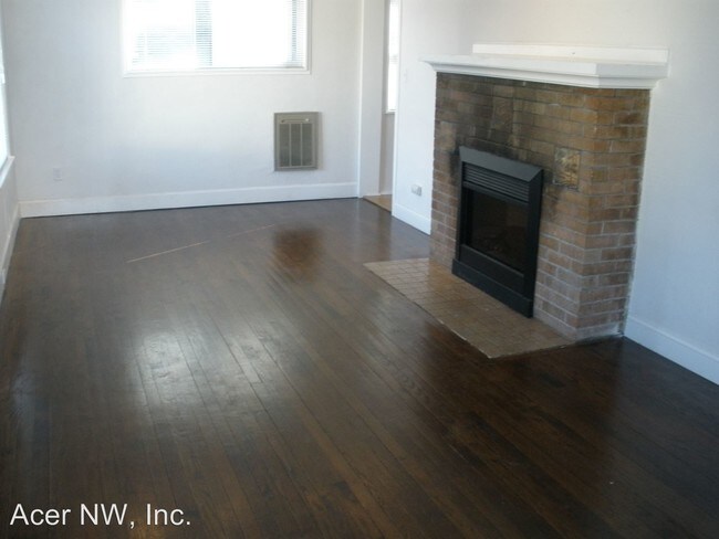 Building Photo - 2446 55th Ave SW