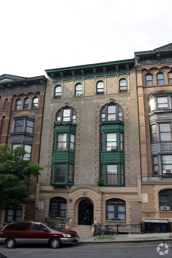 Building Photo - 522 W 123rd St