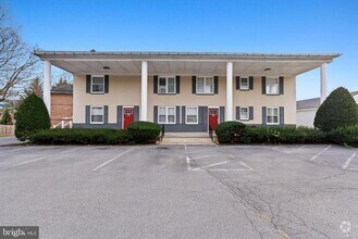 Building Photo - 4341 Carlisle Pike