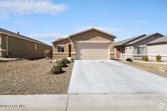 Building Photo - 5862 N Thornberry Dr